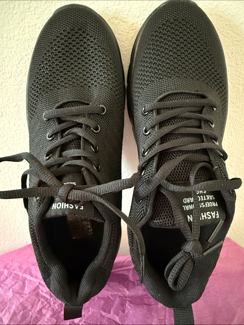 Black lightweight Sneakers
